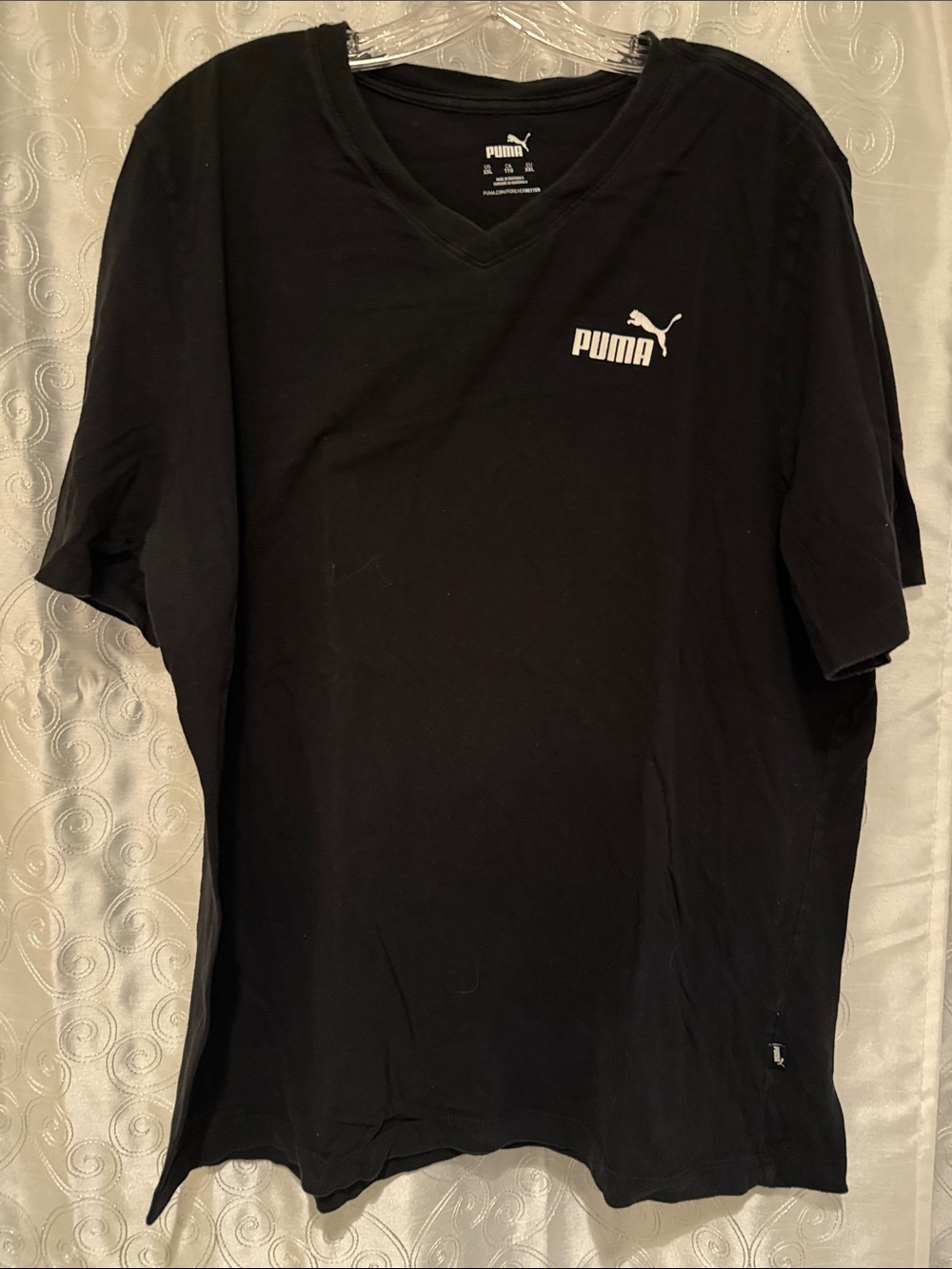 Puma Black Short-Sleeve V-Neck T-Shirt with White Logo Adult Size XXL 🔥 G11